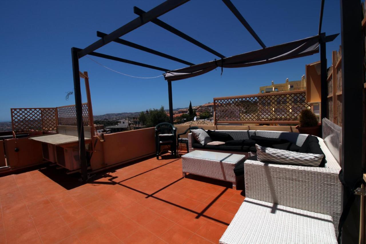 Cozy Apartment In Fuengirola Hills Kültér fotó