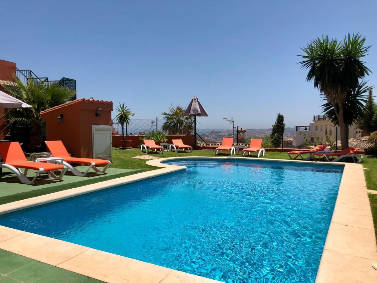Cozy Apartment In Fuengirola Hills Kültér fotó