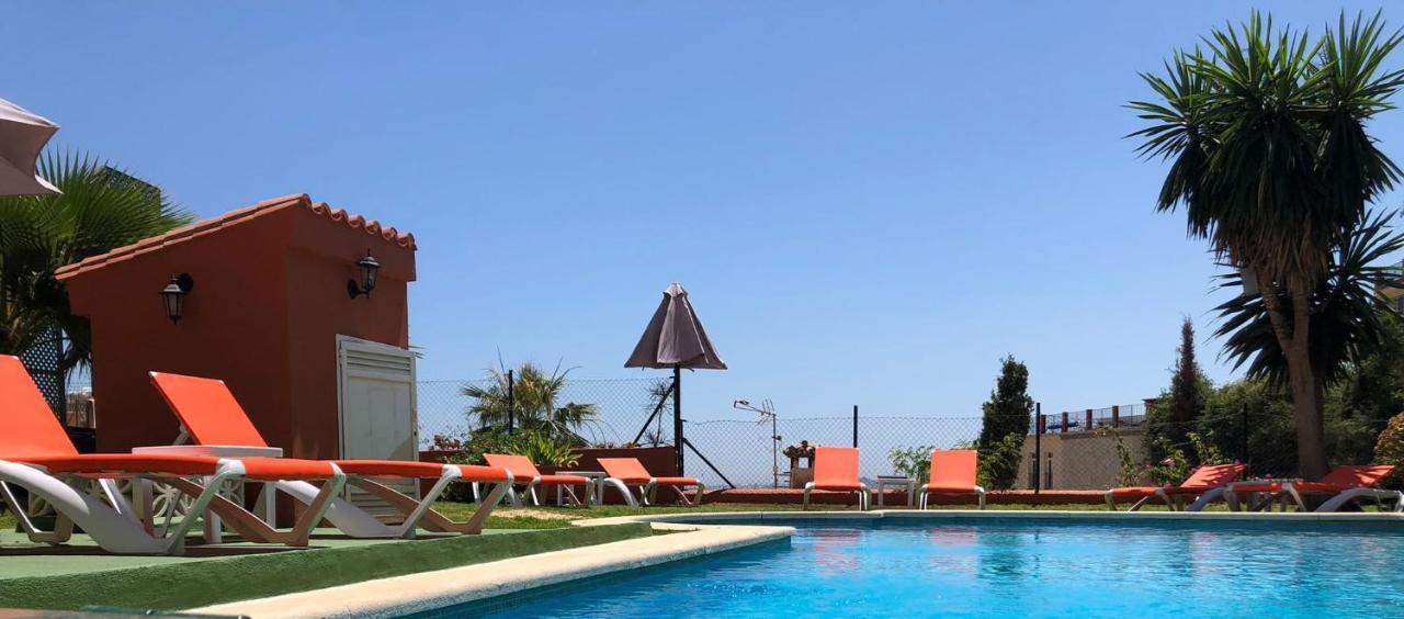 Cozy Apartment In Fuengirola Hills Kültér fotó