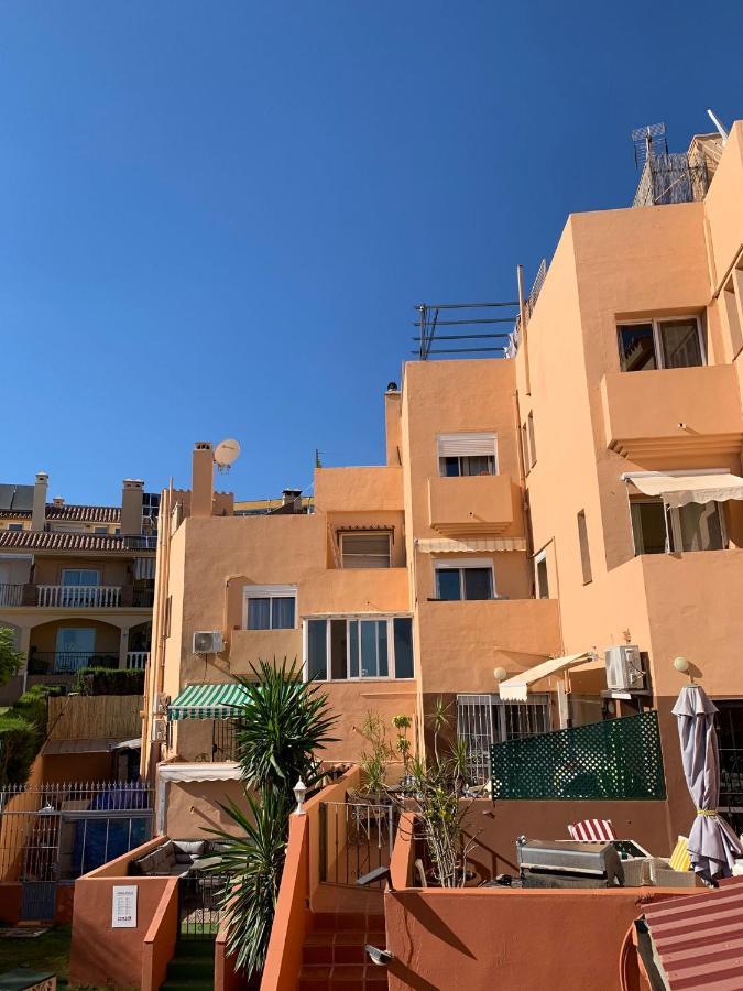 Cozy Apartment In Fuengirola Hills Kültér fotó