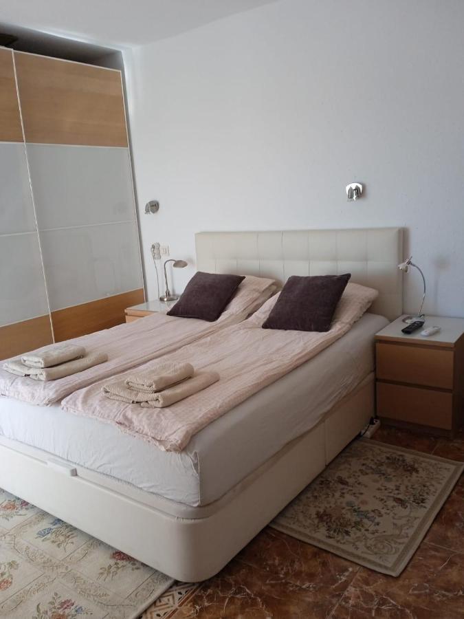 Cozy Apartment In Fuengirola Hills Kültér fotó