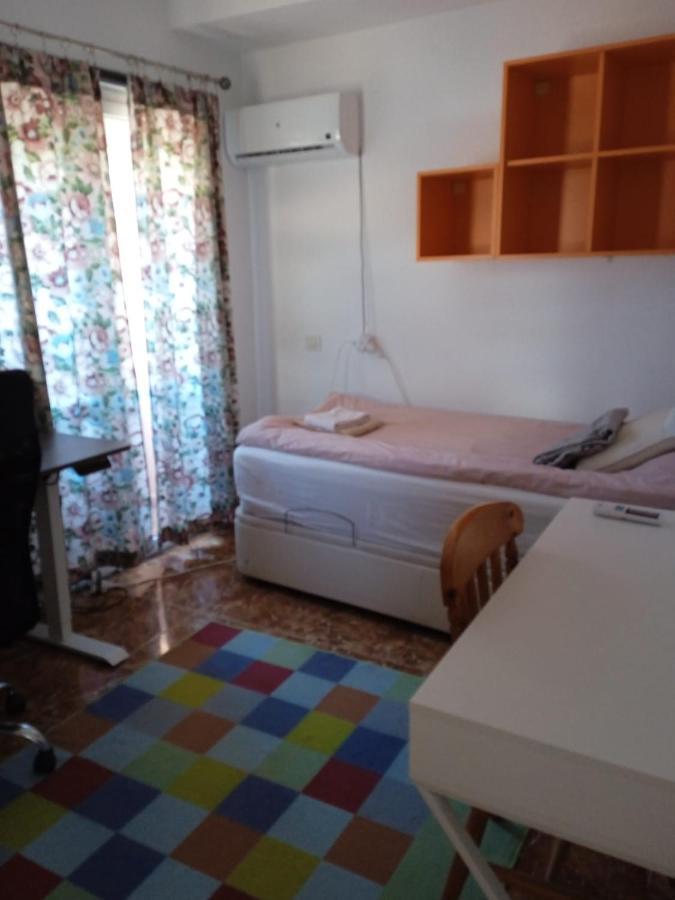 Cozy Apartment In Fuengirola Hills Kültér fotó